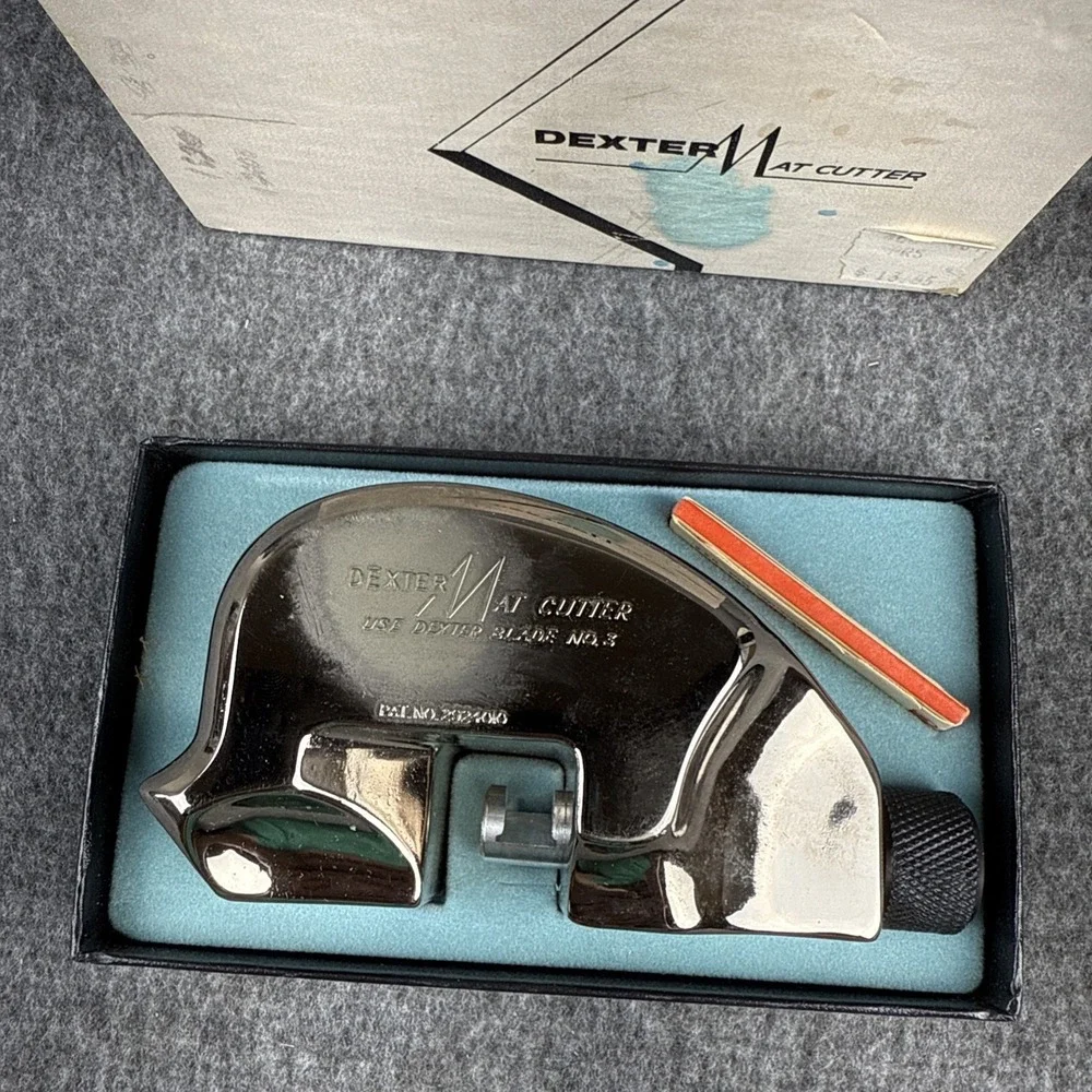 VINTAGE DEXTER MAT CUTTER FOR PHOTO FRAMES SCRAPBOOKING 4‎ NEW BLADES IN BOX